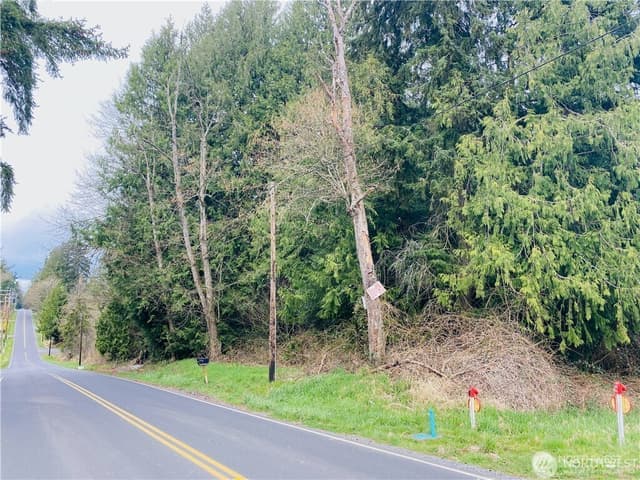 Property photo for 8017 44th Street NE, Marysville photo 3