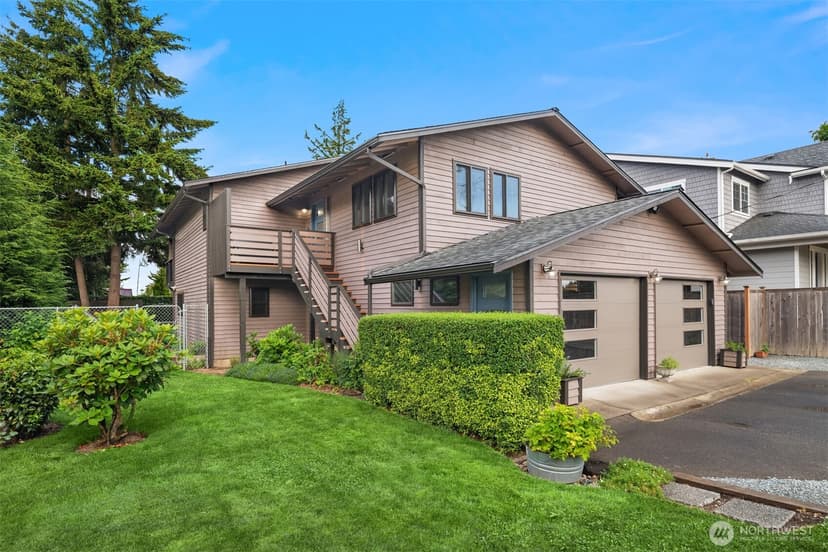 Property photo for 15417 21st Avenue SW, Burien