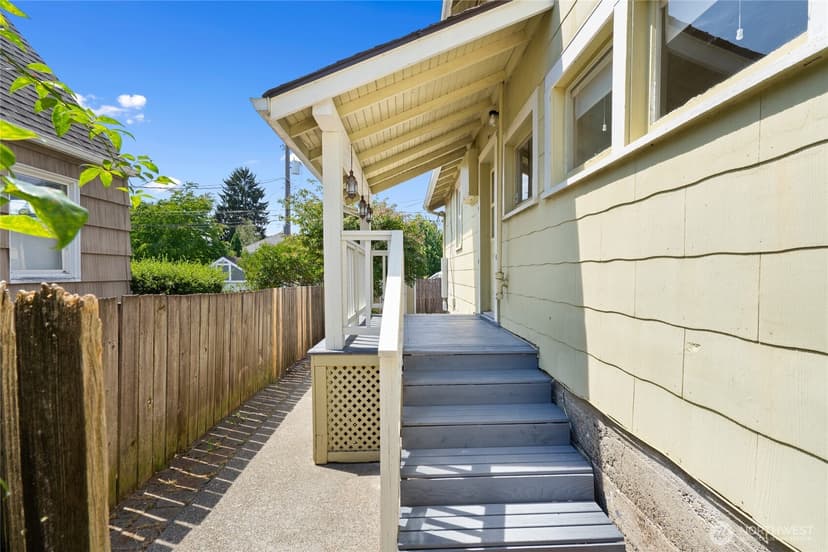 Property photo for 820 N Fife Street, Tacoma photo 36