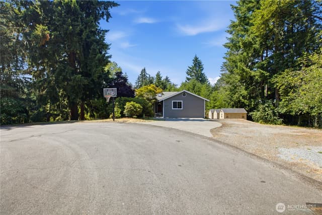 Property photo for 19203 108th Street E, Bonney Lake photo 3