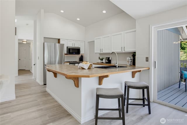 Property photo for 19203 108th Street E, Bonney Lake photo 5