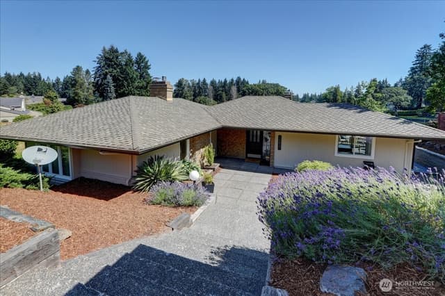 Property photo for 10837 Evergreen Terrace SW, Lakewood