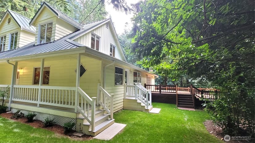 Property photo for 2015 290th Avenue NE, Carnation photo 4