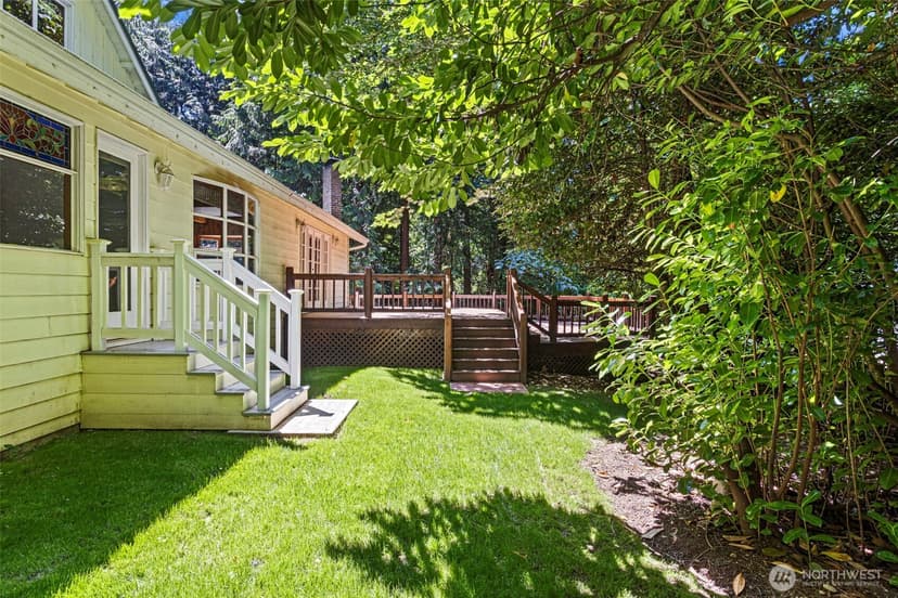Property photo for 2015 290th Avenue NE, Carnation photo 25