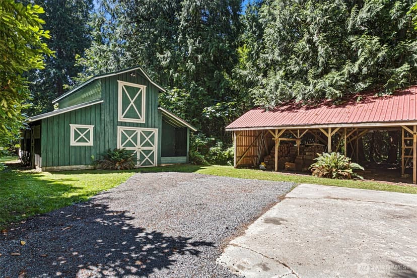 Property photo for 2015 290th Avenue NE, Carnation photo 6