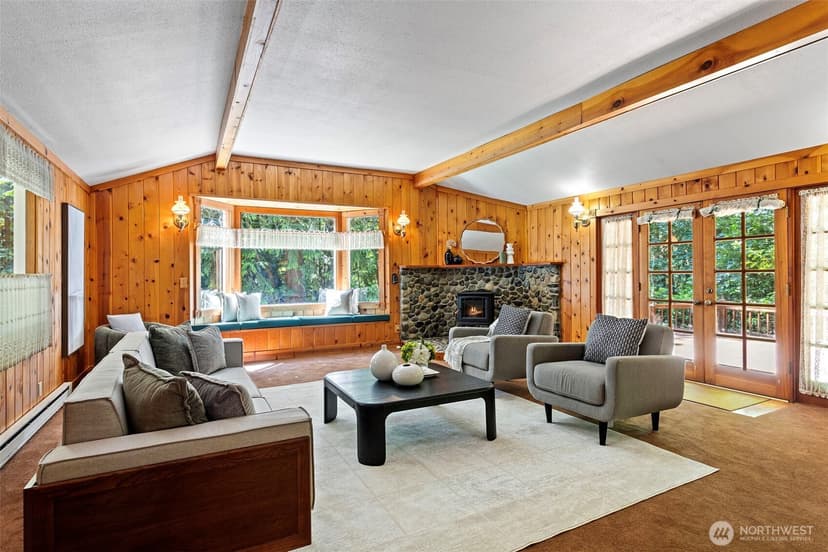 Property photo for 2015 290th Avenue NE, Carnation photo 10