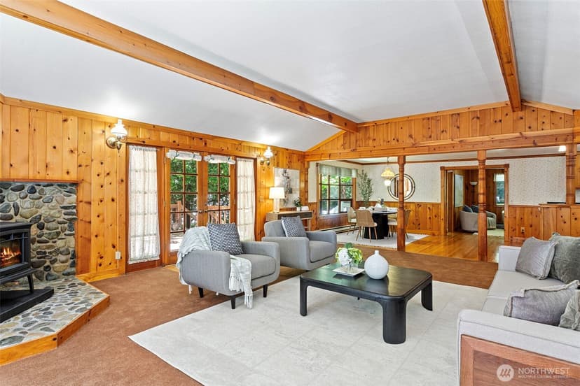 Property photo for 2015 290th Avenue NE, Carnation photo 9