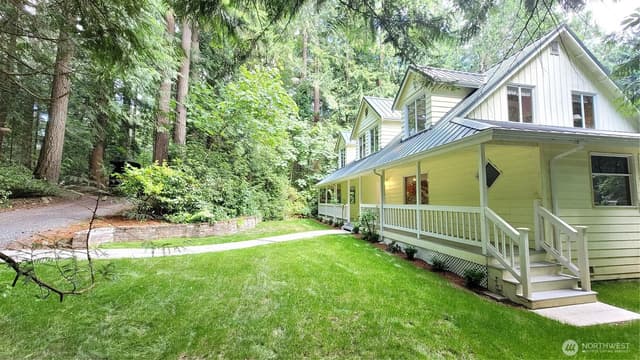 Property photo for 2015 290th Avenue NE, Carnation photo 3