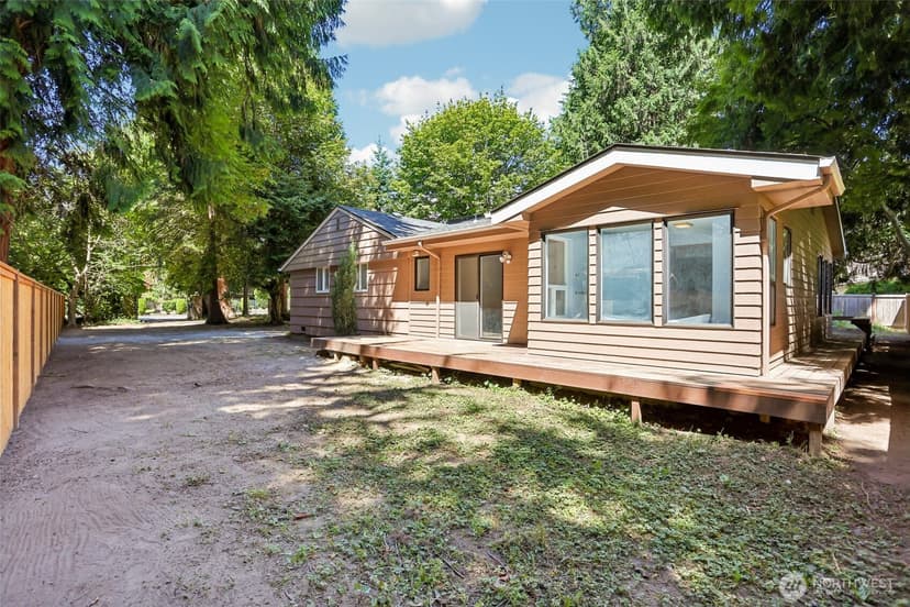 Property photo for 16220 Ambaum Boulevard S, Burien photo 37