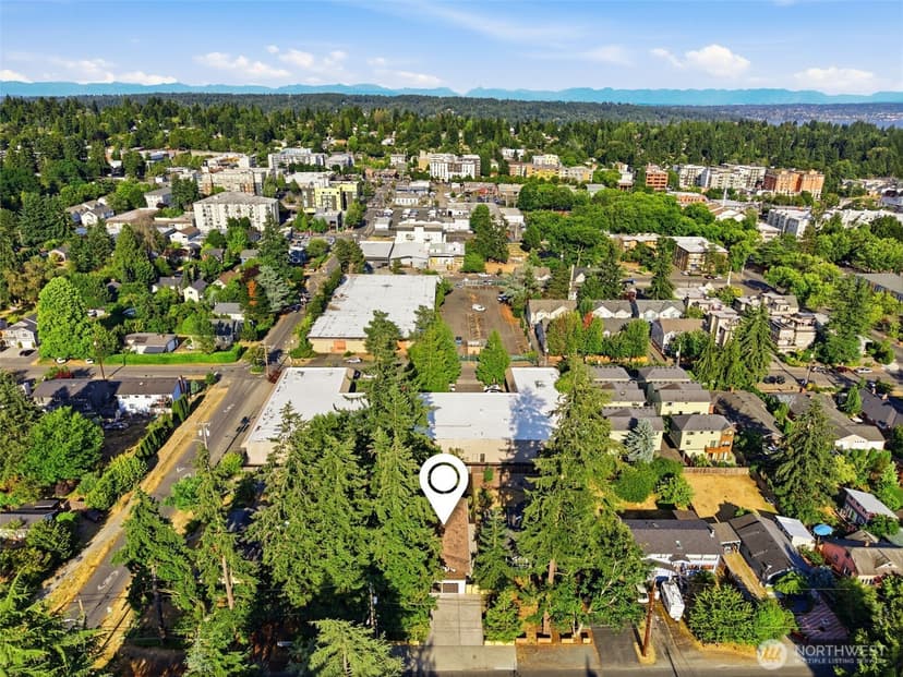Property photo for 12544 25th Avenue NE, Seattle photo 35