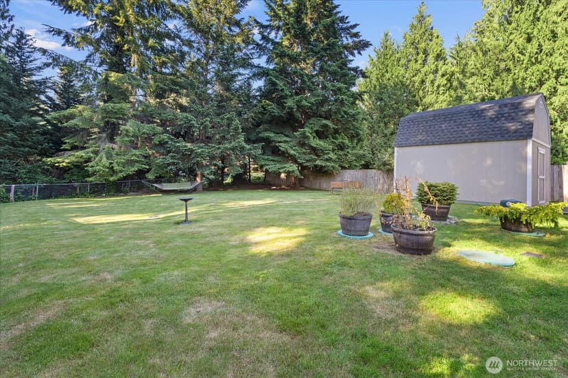 Property photo for 10005 228th Place SE, Woodinville photo 29