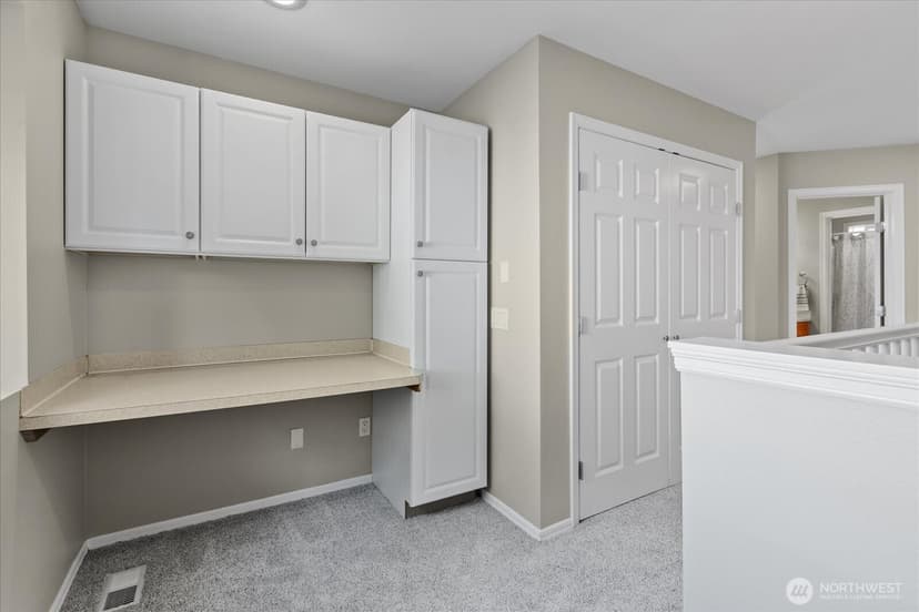 Property photo for 10005 228th Place SE, Woodinville photo 14