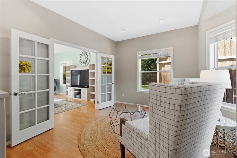 Property photo for 10005 228th Place SE, Woodinville photo 4