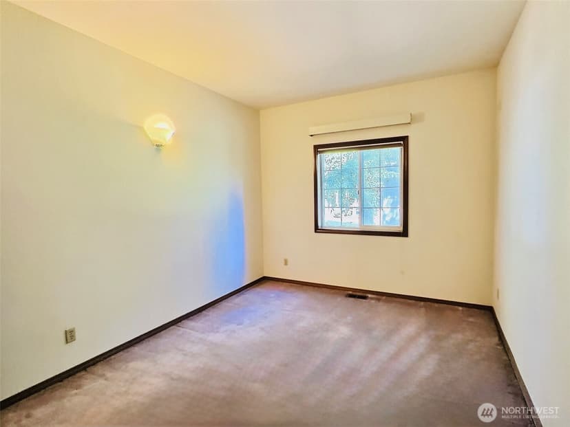 Property photo for 17517 SE 293rd Place, Kent photo 8