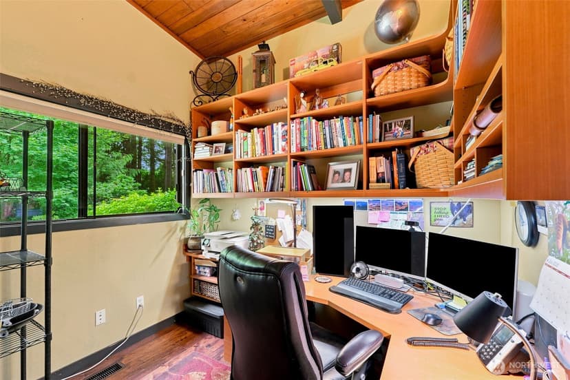 Property photo for 15017 118th Avenue NW, Gig Harbor photo 13