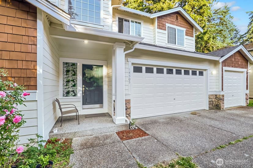 Property photo for 14505 Meridian Place W, Lynnwood photo 2