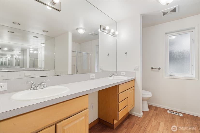 Property photo for 9604 NE 124th Street, Kirkland photo 11