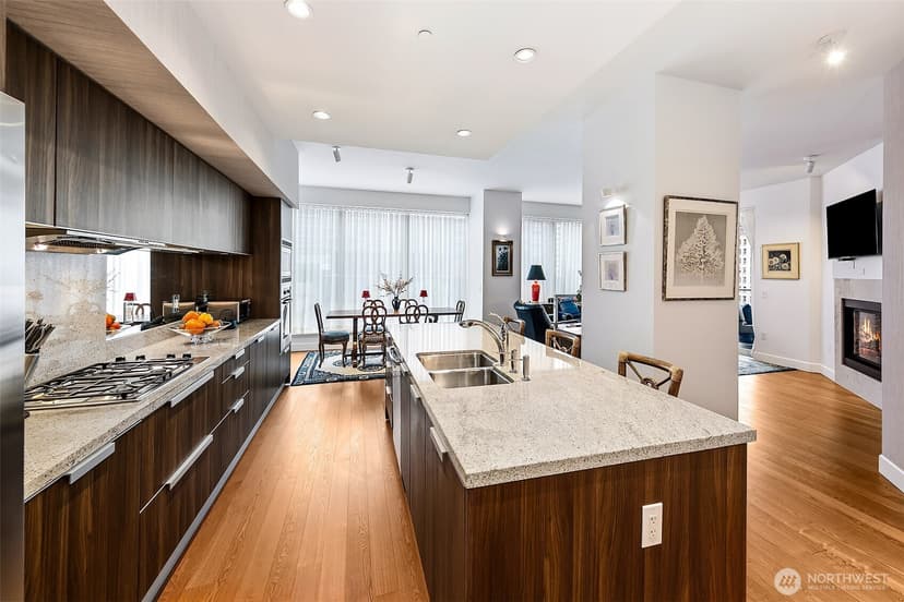 Property photo for 1920 4th Avenue #408, Seattle photo 5