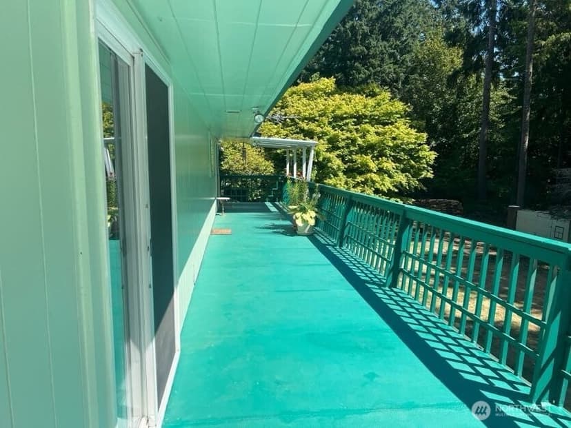 Property photo for 4430 Pine Avenue NE, Bremerton photo 25