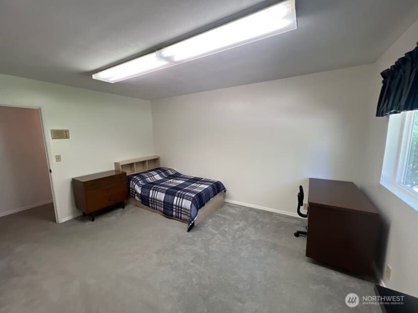 Property photo for 4430 Pine Avenue NE, Bremerton photo 21