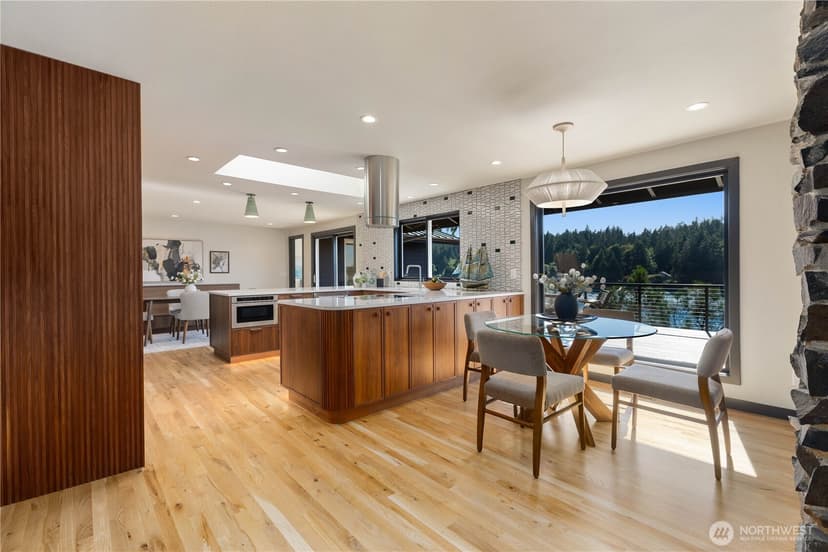 Property photo for 6498 NE Monte Vista Drive, Bainbridge Island photo 9
