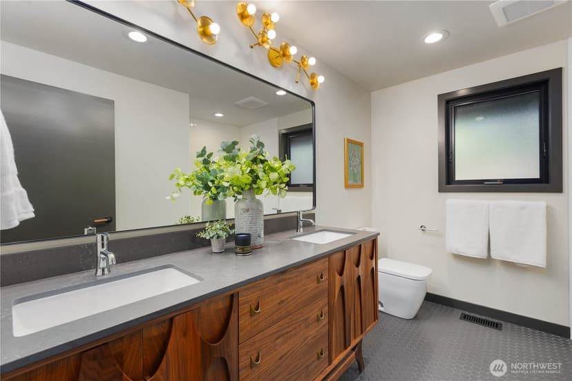 Property photo for 6498 NE Monte Vista Drive, Bainbridge Island photo 29
