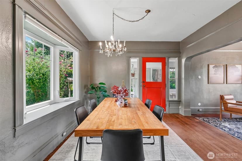 Property photo for 1010 S Director Street, Seattle photo 10