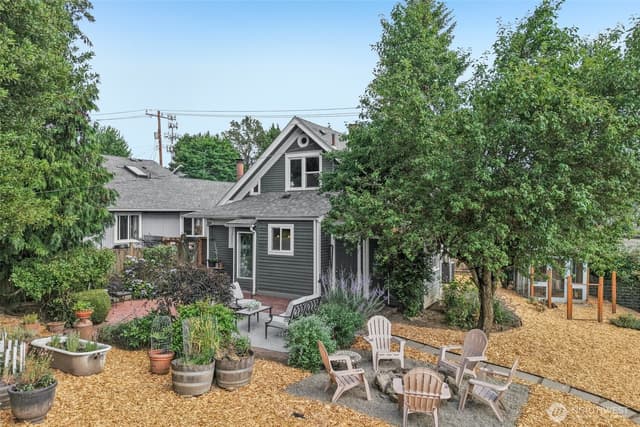 Property photo for 1010 S Director Street, Seattle photo 5