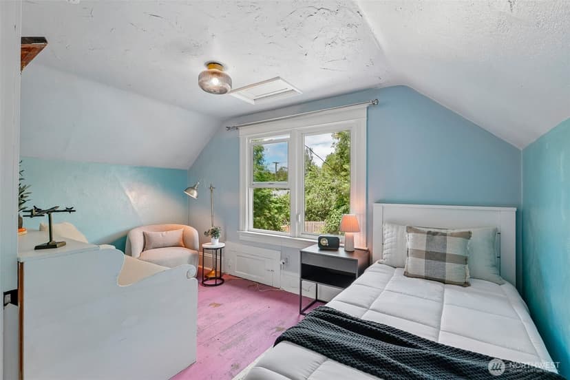 Property photo for 1010 S Director Street, Seattle photo 22