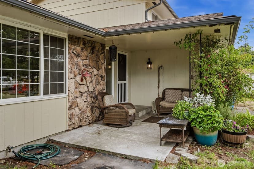 Property photo for 2519 151st Street E, Tacoma photo 2