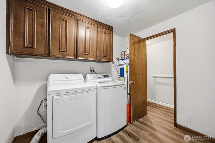 Property photo for 2519 151st Street E, Tacoma photo 18