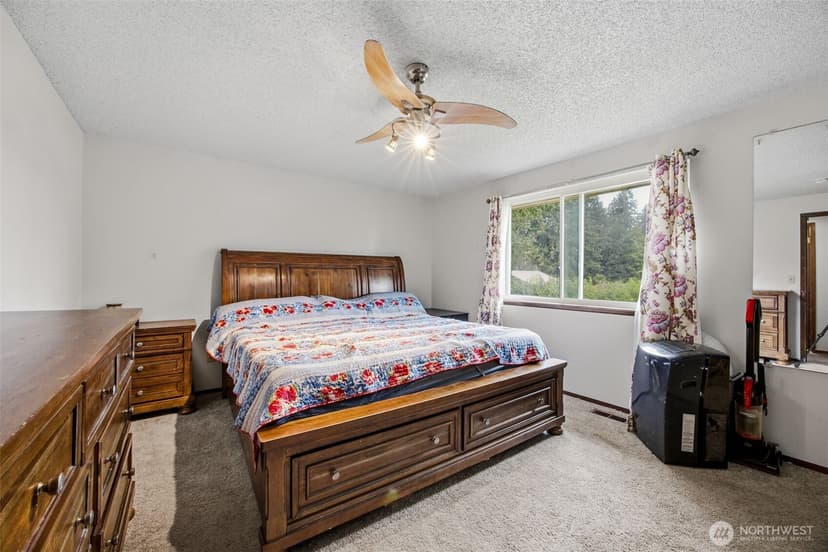 Property photo for 2519 151st Street E, Tacoma photo 16