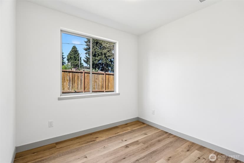 Property photo for 4051 E J St, Tacoma photo 10