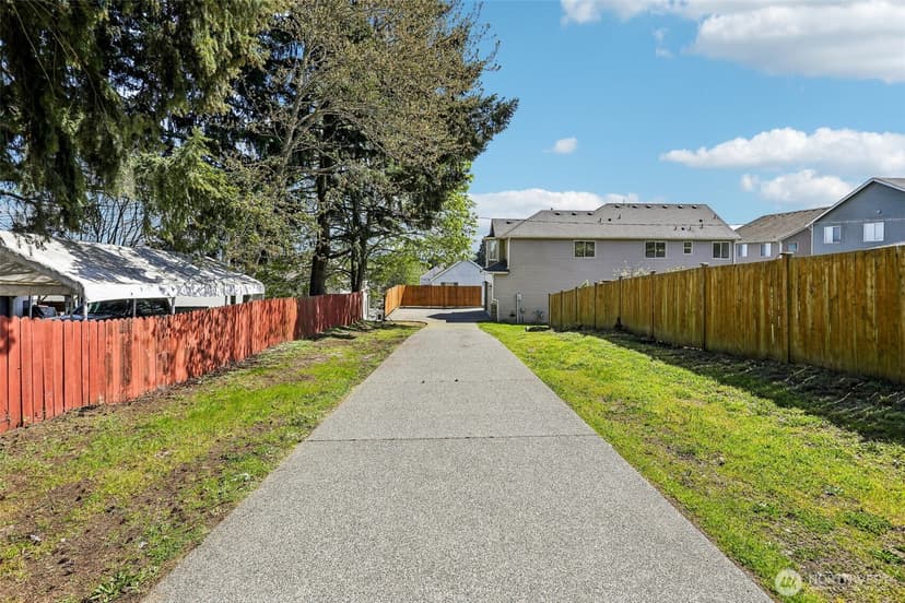 Property photo for 4051 E J St, Tacoma photo 5