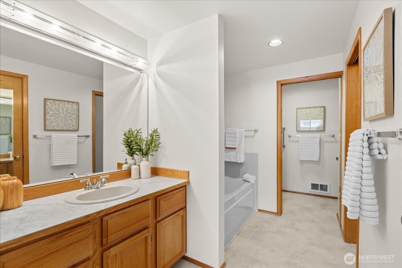 Property photo for 233 3rd Avenue S #203, Edmonds photo 15
