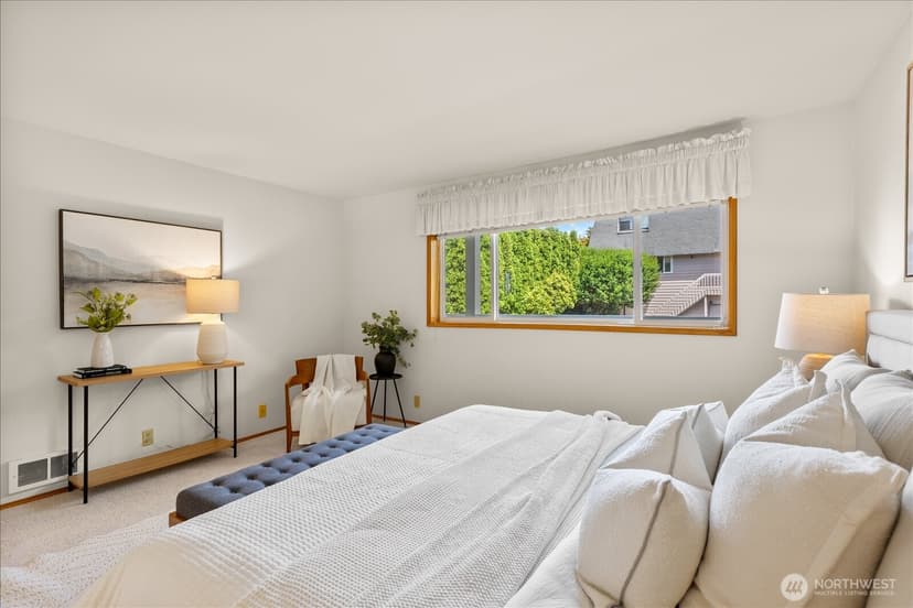 Property photo for 233 3rd Avenue S #203, Edmonds photo 14