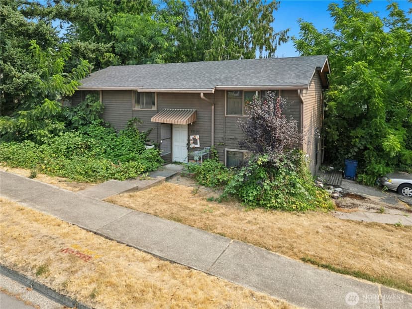 Property photo for 1010 2nd Street, Kirkland photo 7