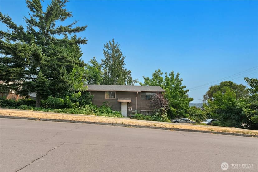 Property photo for 1010 2nd Street, Kirkland photo 18