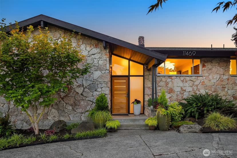 Property photo for 11469 Marine View Drive SW, Seattle