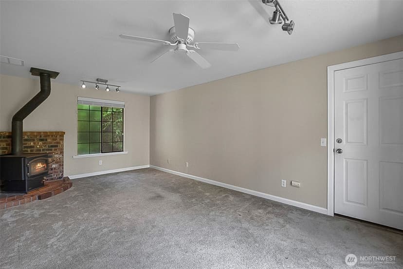 Property photo for 23822 35th Avenue W, Brier photo 20