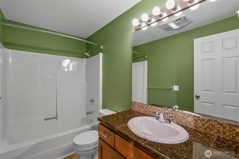 Property photo for 23822 35th Avenue W, Brier photo 29
