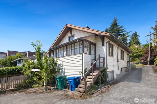 Property photo for 3410 37th Avenue SW, Seattle photo 5