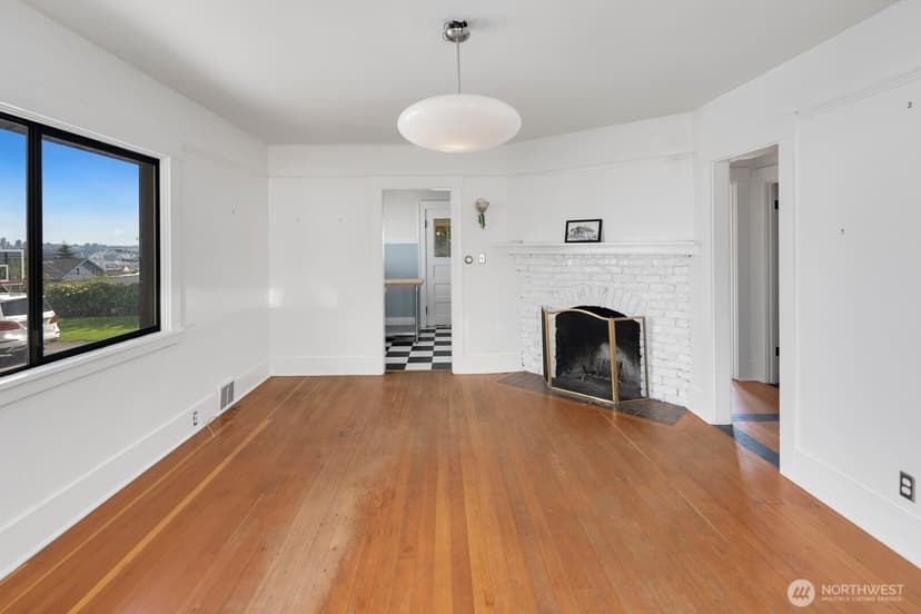 Property photo for 3410 37th Avenue SW, Seattle photo 7