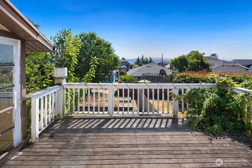 Property photo for 3410 37th Avenue SW, Seattle photo 17