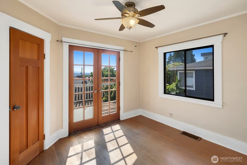 Property photo for 3410 37th Avenue SW, Seattle photo 12