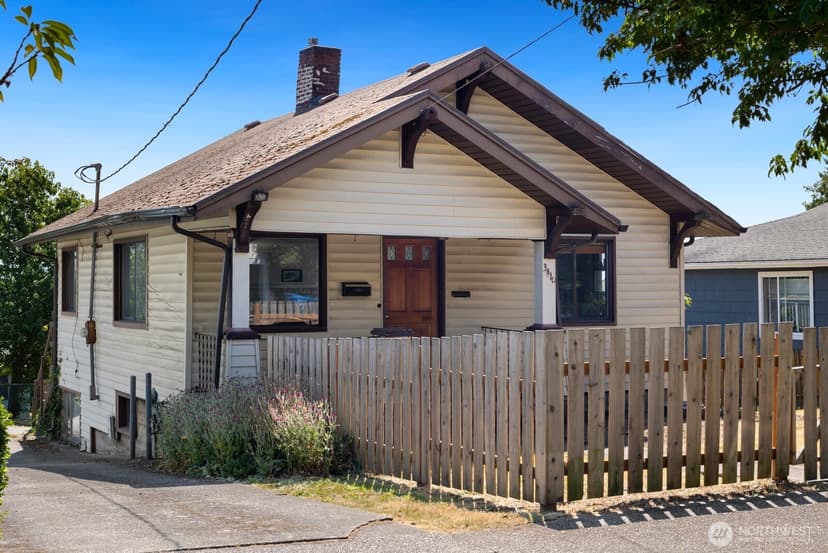 Property photo for 3410 37th Avenue SW, Seattle photo 4