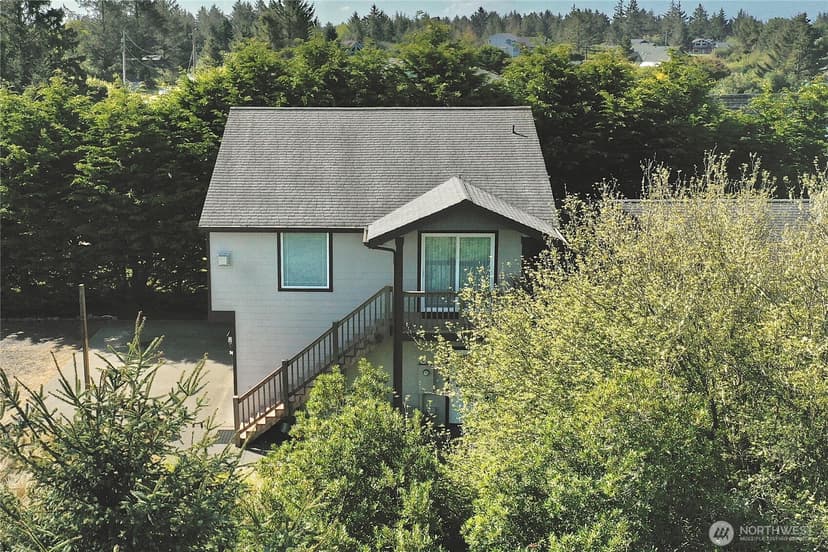 Property photo for 137 N Razor Clam Drive SW, Ocean Shores photo 25