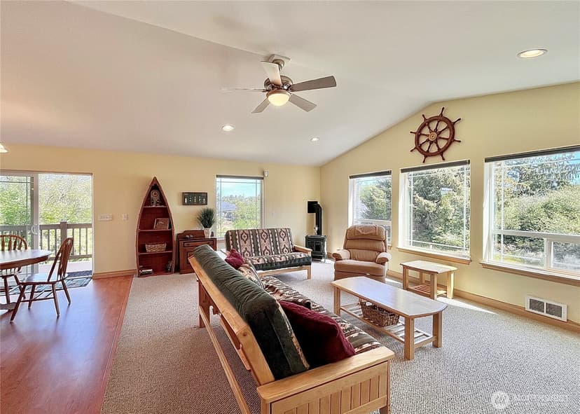 Property photo for 137 N Razor Clam Drive SW, Ocean Shores photo 29