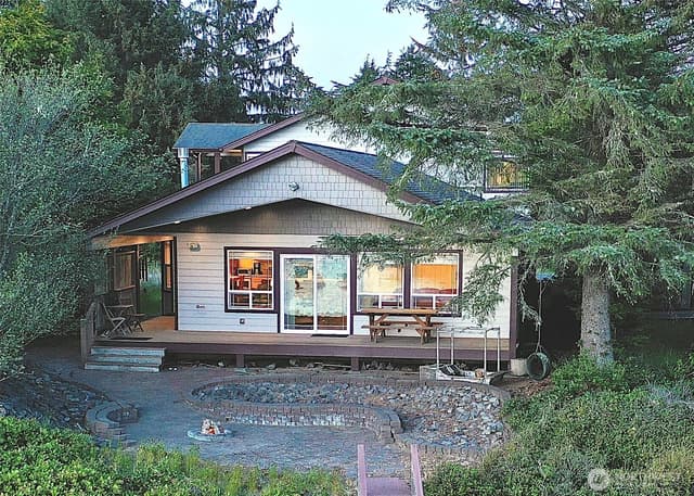 Property photo for 137 N Razor Clam Drive SW, Ocean Shores photo 5