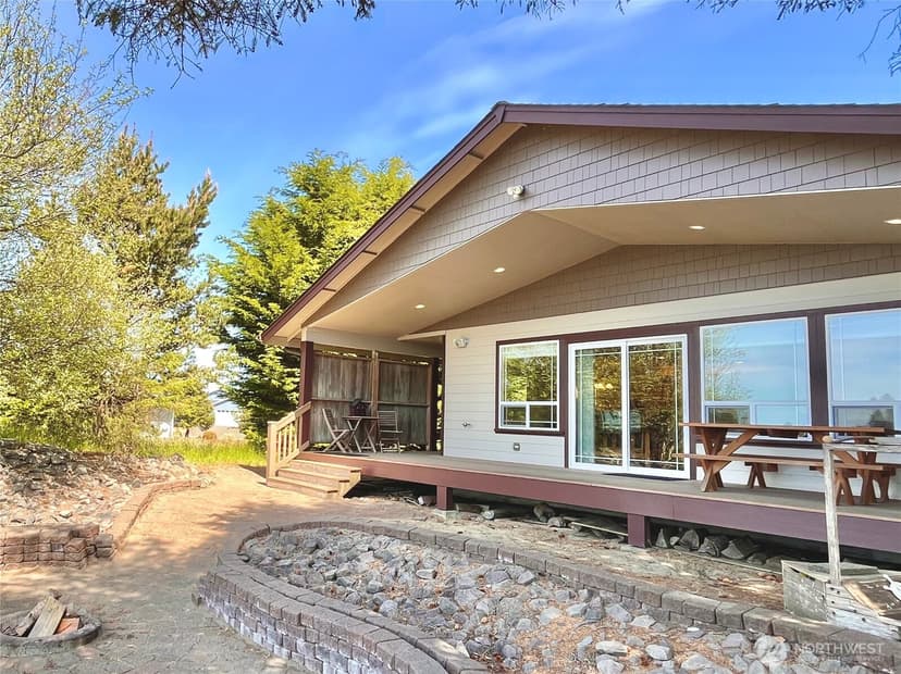 Property photo for 137 N Razor Clam Drive SW, Ocean Shores